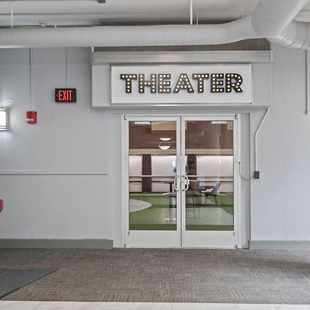 Indy Urban Stay - Skywalk - Sleeps 8 - Downtown - Stadium Indianapolis Exterior photo